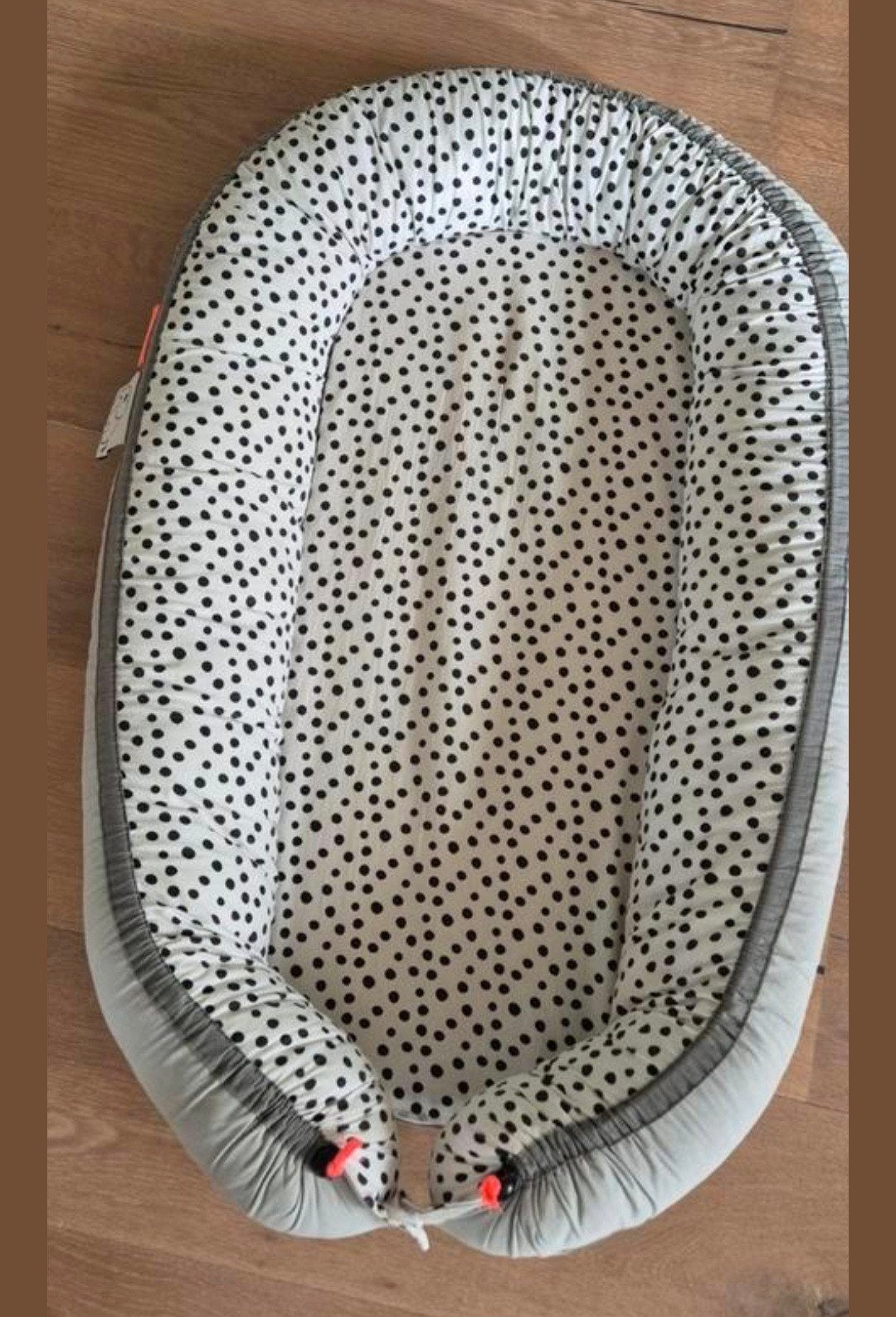 Done by Deer babynestje met stippenpatroon, Kinderen en Baby's, Babywiegjes en Ledikanten, Ophalen, Gebruikt, Overige typen