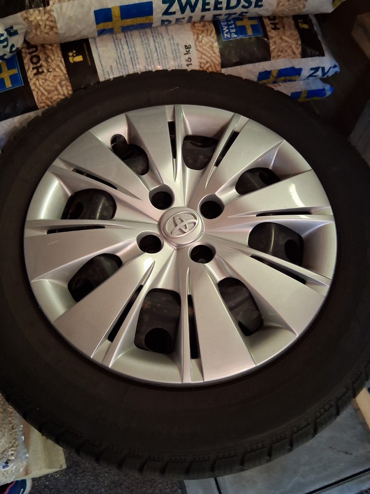 Toyota yaris winterwielen, Ophalen, 15 inch, Banden en Velgen, Winterbanden
