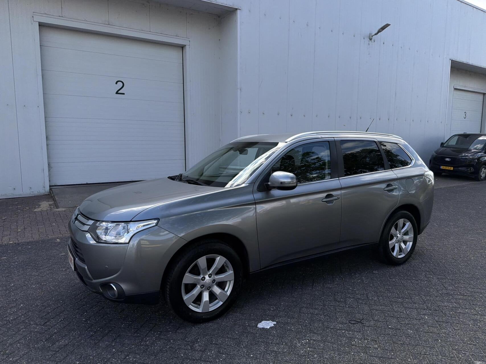 Mitsubishi Outlander 2.0 Business Edition - 7PERS/CLIMA/NAP, Auto's, 15 km/l, 4 cilinders, 150 pk, 7 stoelen