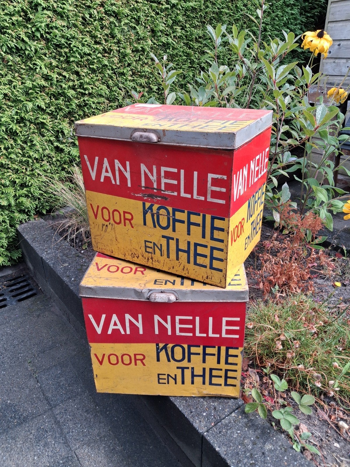 Set van 2 Vintage Van Nelle Koffie en Thee winkelblikken, Ophalen