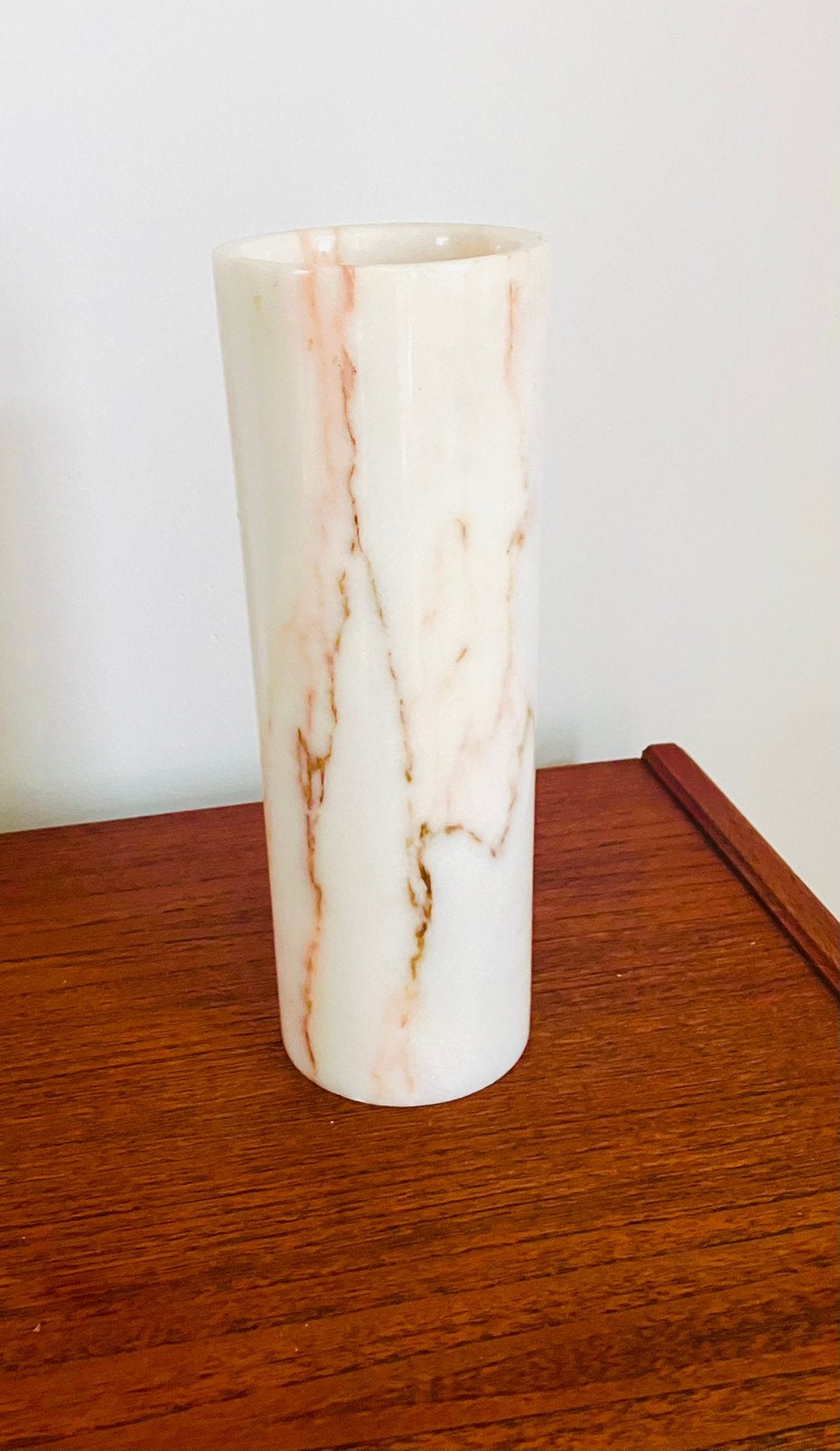 Vintage vaas van marmer, 25 cm, Ophalen, Zo goed als nieuw, Beige
