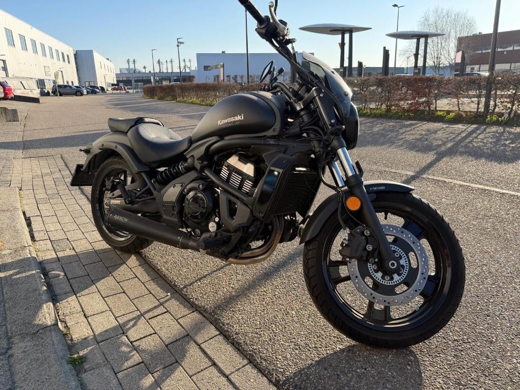 Kawasaki Vulcan S - 1183 KM, Motoren, 2 cilinders, Chopper, Bedrijf
