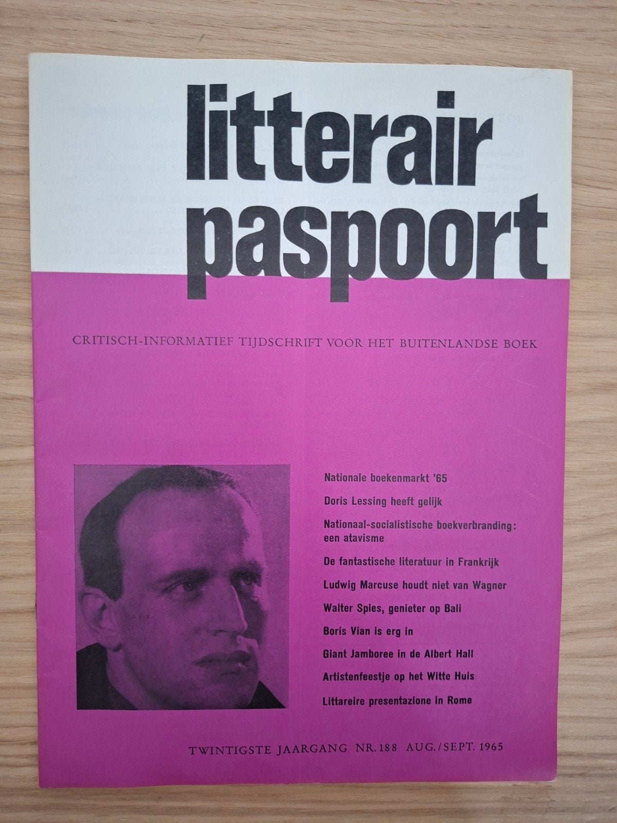 Litterair Paspoort - Augustus/September 1965, Ophalen of Verzenden, Gelezen, Overige typen