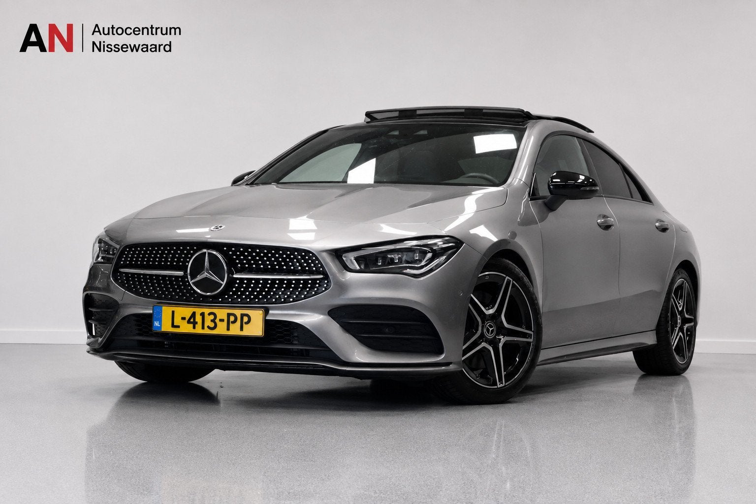 Mercedes-Benz CLA-klasse 200 Business Solution AMG |Panorama, Gebruikt, 4 cilinders, 715 kg, 163 pk