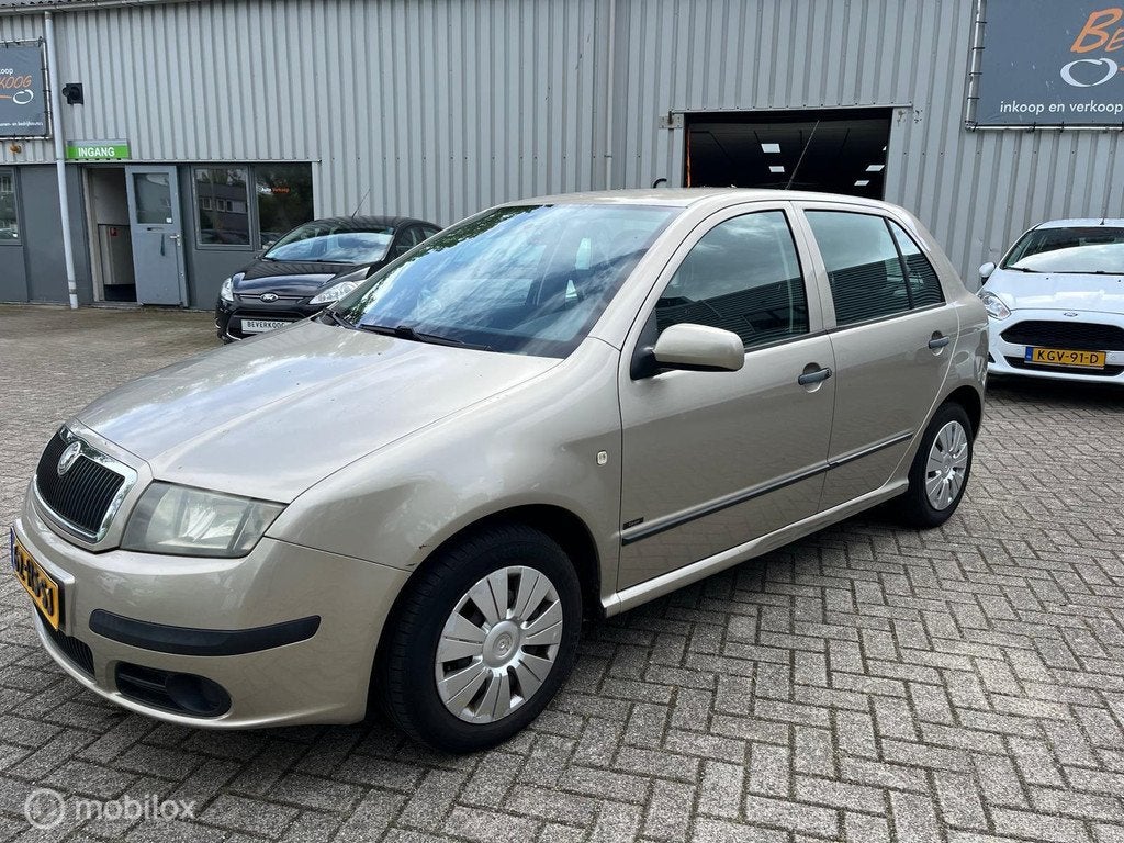 Skoda Fabia 1.4-16V Equipe, Auto's, Skoda, Voorwielaandrijving, 4 cilinders, Beige, Bedrijf