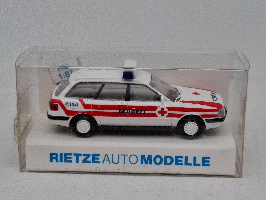 Audi 80 Avant ambulance - Rietze 1/87, Hobby en Vrije tijd, Verzenden, Zo goed als nieuw, Auto, Rietze