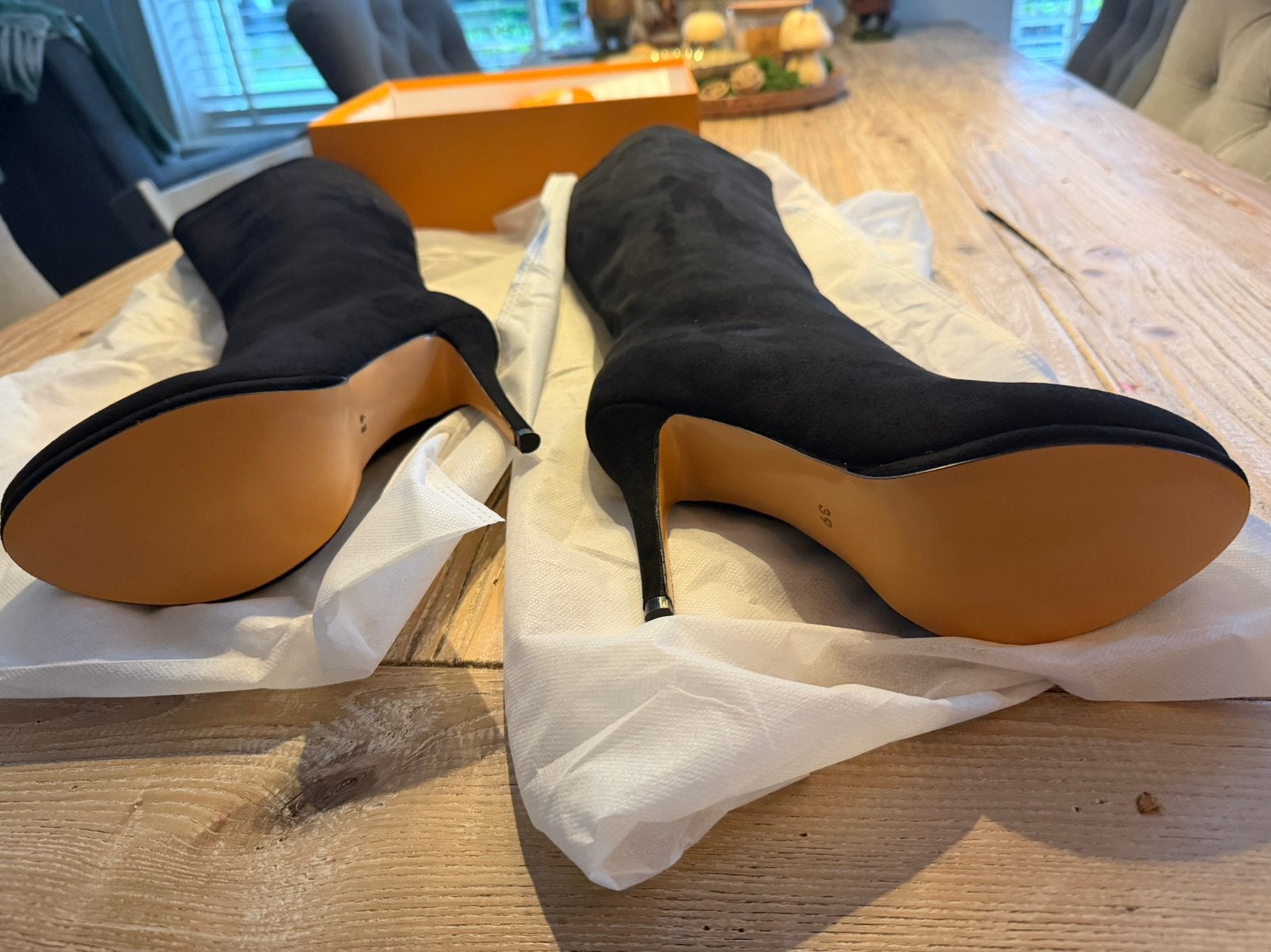 Nieuwe maat 39 suede laarzen met hoge hak, Hoge laarzen, Zwart, Nieuw, Ophalen of Verzenden