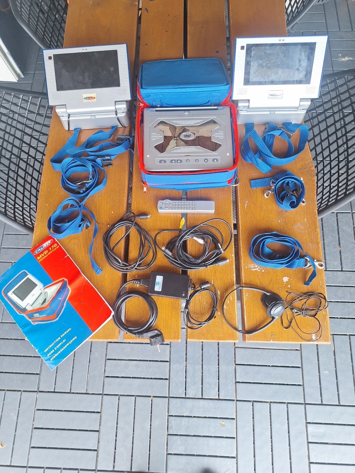 Caliber MVD 170 Draagbare DVD-speler met 2 schermen, Gebruikt, Draagbaar, Ophalen of Verzenden, Overige merken