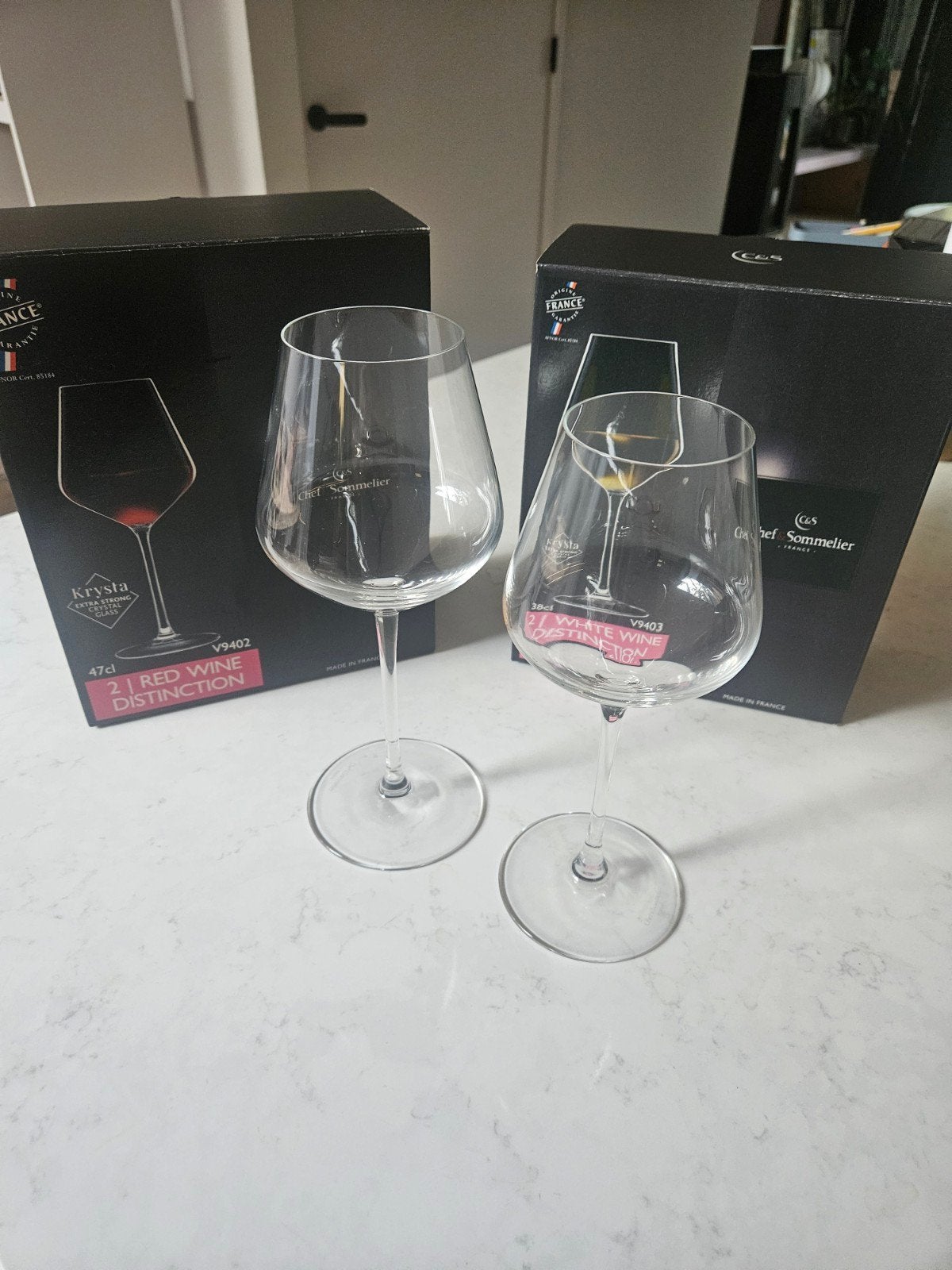 Nieuwe Wijnglazen - rood en wit 8 stuks van ieder, Nieuw, Ophalen of Verzenden, Overige merken, Glas