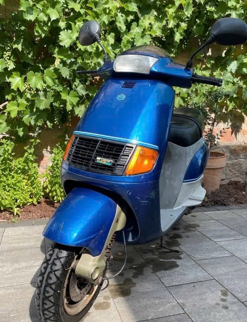‼️GEZOCHT‼️ Piaggio 2 takt scooters, Fietsen en Brommers, Scooters | Piaggio, Tweetakt, Gebruikt, Overige modellen, Maximaal 45 km/u
