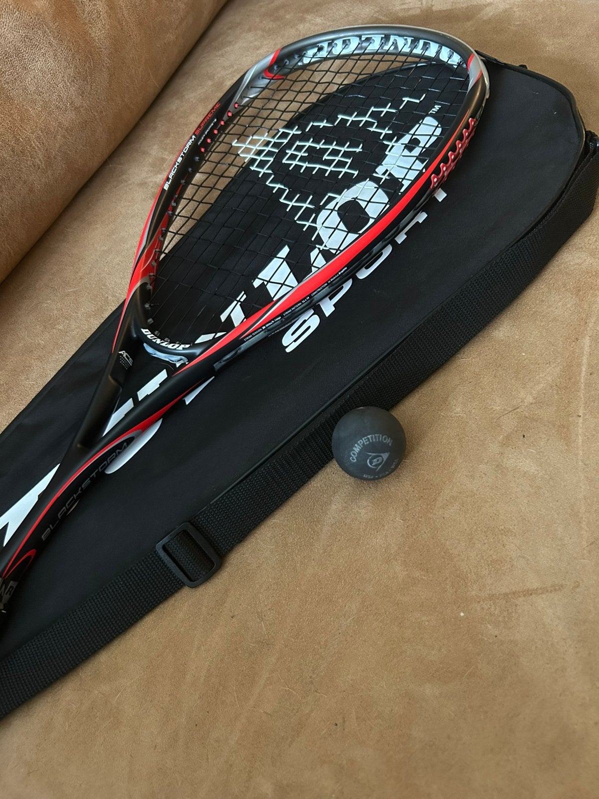 Squash Racket Dunlop Blackstorm Graphite, Sport en Fitness, Squash, Ophalen of Verzenden, Nieuw, Racket, Met hoes