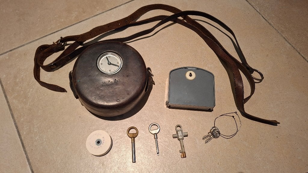 Bürk Nachtwakersklok / Wachteruhr / Stechuhr compleet, Ophalen of Verzenden