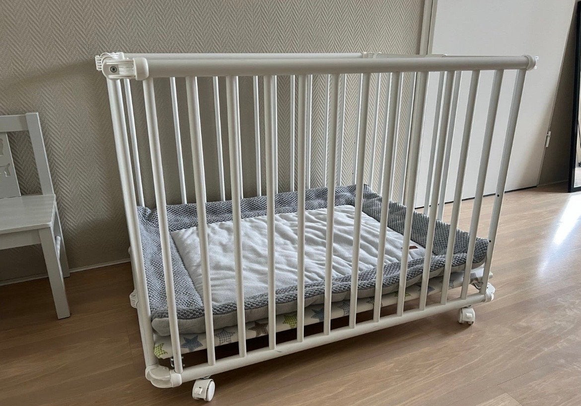Mobiele box op wieltjes, versteviging nodig, Kinderen en Baby's, Boxen, Ophalen of Verzenden, Gebruikt, Rechthoekig, Wieltjes