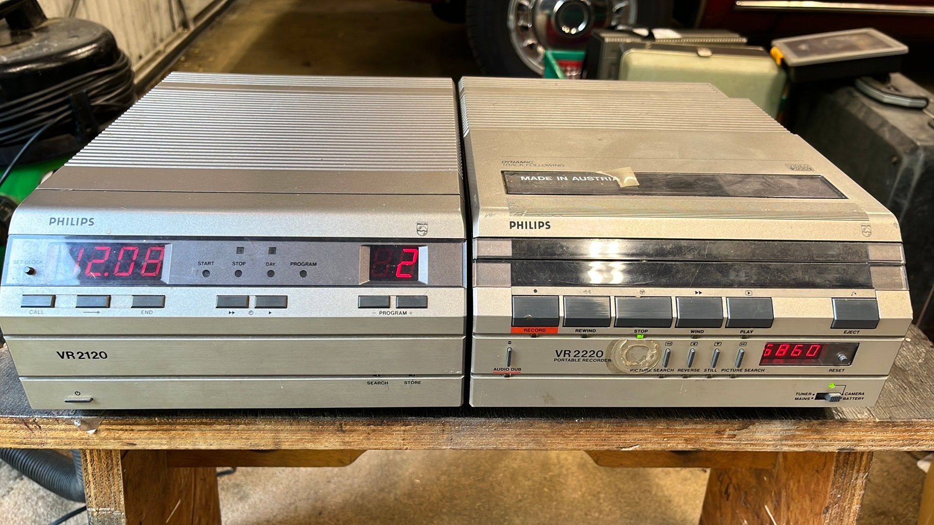 Philips portable Video 2000 VR2120 VR2220, Ophalen of Verzenden, Gebruikt, Video 2000-speler of -recorder