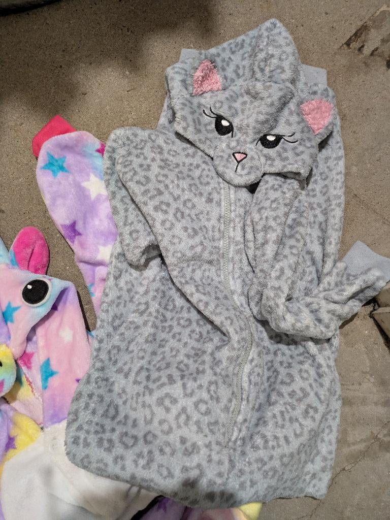 Onesies, Ophalen, Zo goed als nieuw, 122 t/m 128, Jongen of Meisje
