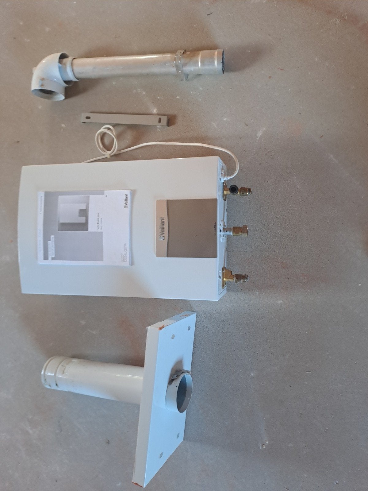 Vaillant turboMAG plus MAG 20-0/0 XI Geiser, Gebruikt, Geiser, Ophalen of Verzenden, Minder dan 20 liter