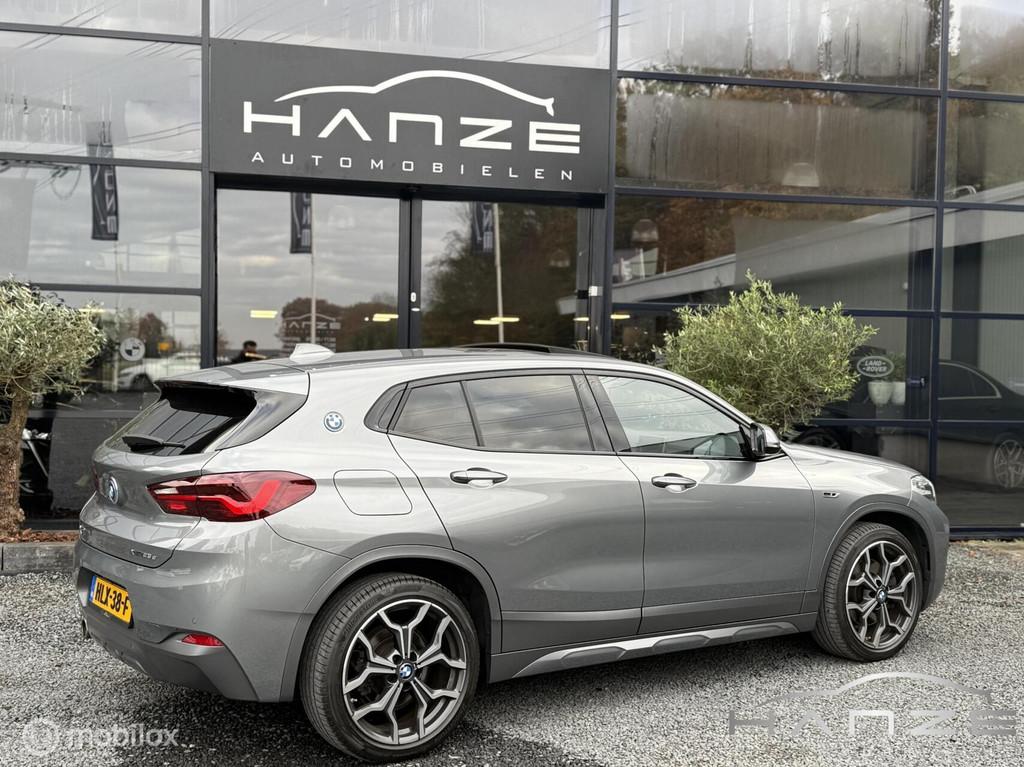 BMW X2 xDrive25e High Executive M|Pano|19"|LED|Virtual, Automaat, X2, Gebruikt, Bedrijf