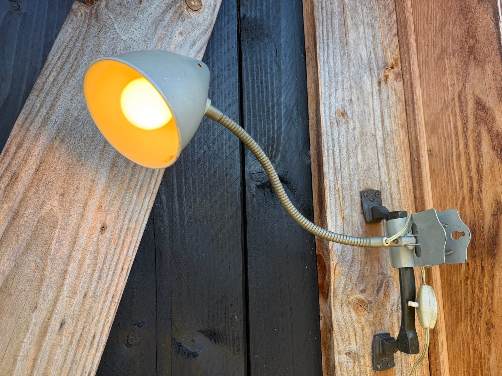 Vintage Hala Zeist Ukkie klemlamp knijplamp lamp, Ophalen