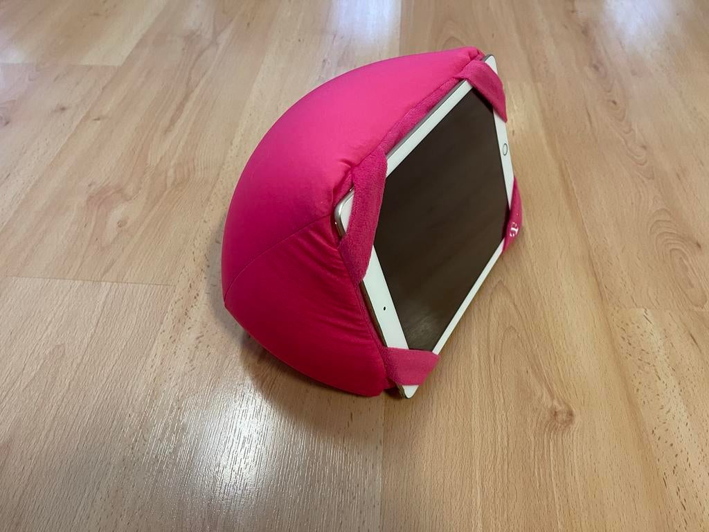 Roze 2-in-1 Tablet Kussen & Nekkussen - Comfortabel & Handig, Computers en Software, Tablet-hoezen, Nieuw, Overige typen, 11 inch