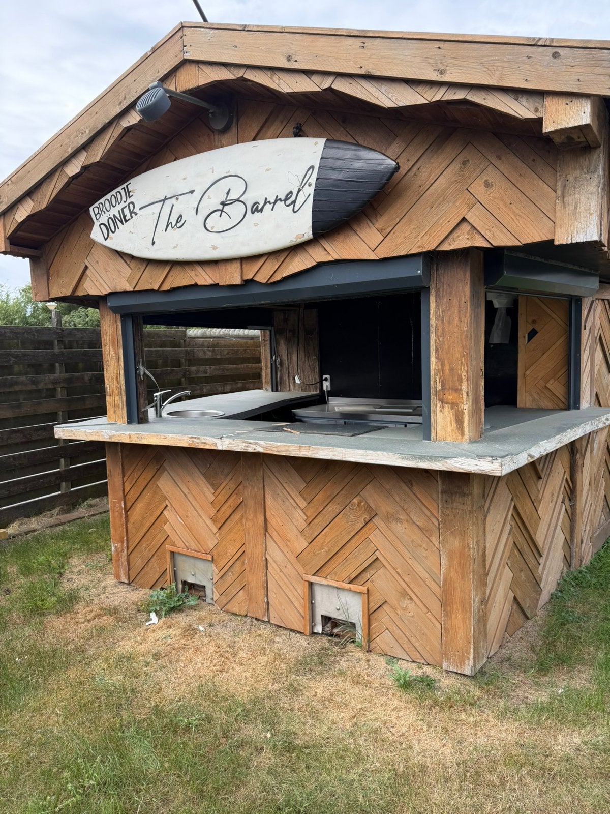 Foodtruck verkoop unit, Ophalen