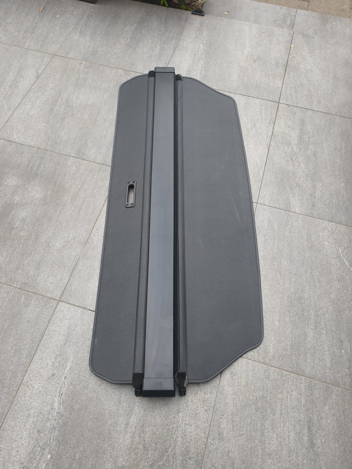 Nissan NV200 Rolhoes/ Kofferbakafdekking, Ophalen