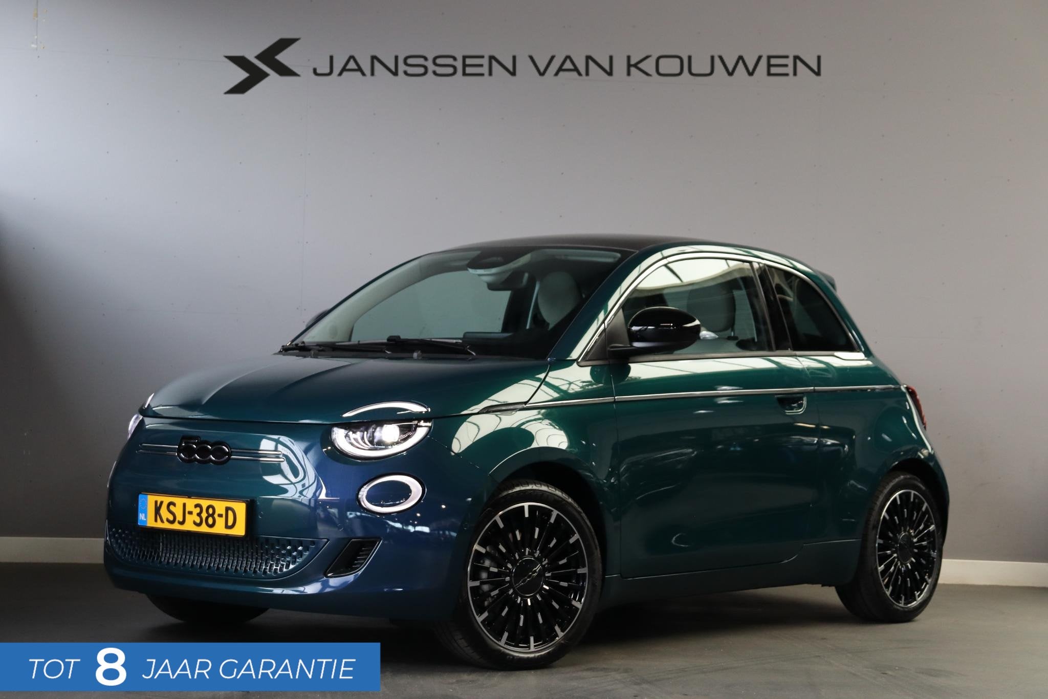 Fiat 500 La Prima 42 kWh / Panoramadak / Navi / Carplay / Ca, Auto's, 12 maanden, 118 pk, Origineel Nederlands, Nieuw