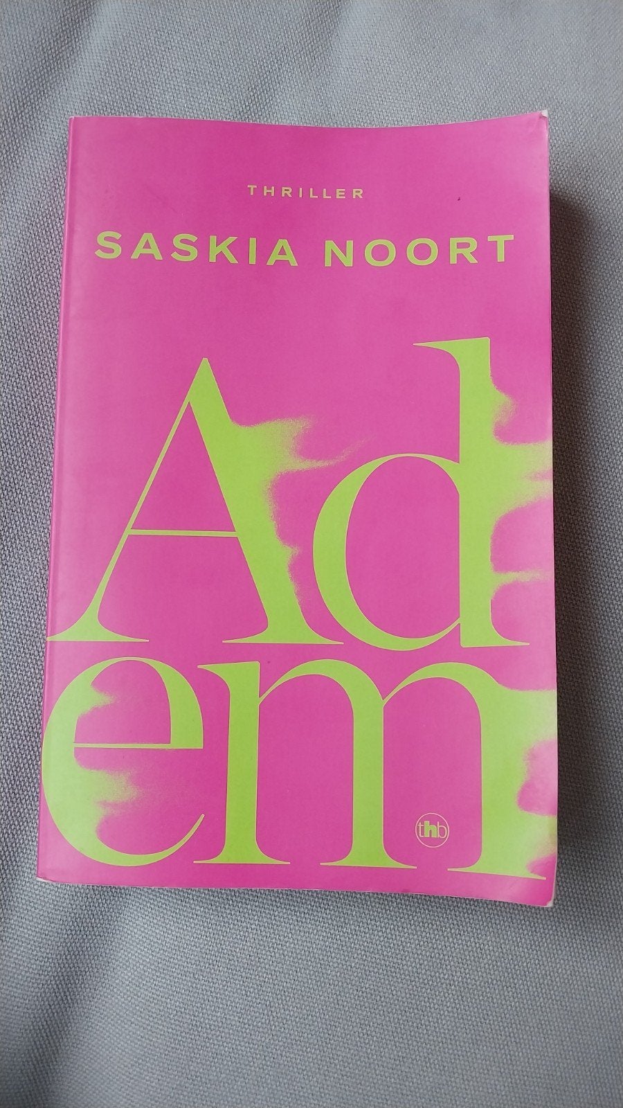 Saskia Noort - Adem, Ophalen of Verzenden, Gelezen, Saskia Noort, Nederland