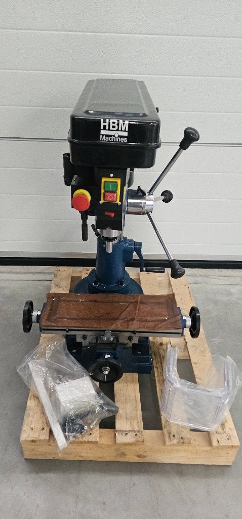 HBM 16 MM Boormachine / Freesmachine 230 Volt - 550 Watt., Ophalen of Verzenden, Zo goed als nieuw, Elektrisch, Overige soorten