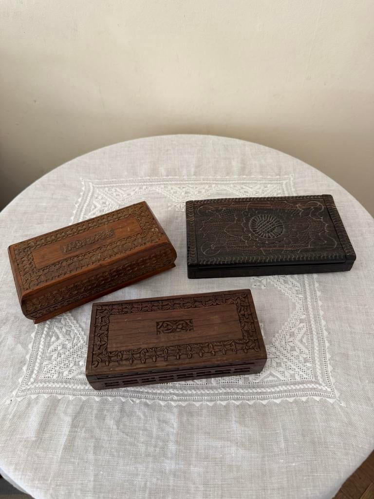 35 euro — 3 x vintage houten doosjes, Antiek en Kunst, Kunst | Beelden en Houtsnijwerken, Ophalen of Verzenden