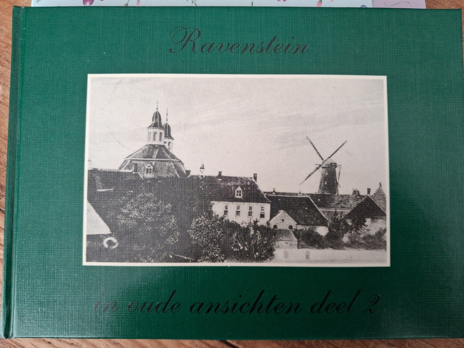 Ravenstein en oude ansichten deel 2, Boeken, Ophalen of Verzenden, 20e eeuw of later, Gelezen