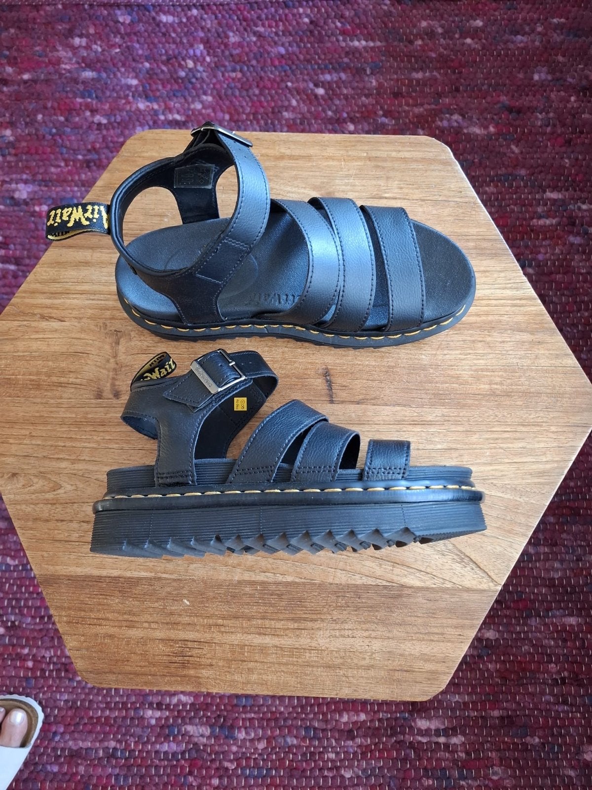 Dr. Martens sandalen maat 38, Kleding | Dames, Schoenen, Zo goed als nieuw, Sandalen of Muiltjes, Zwart, Ophalen