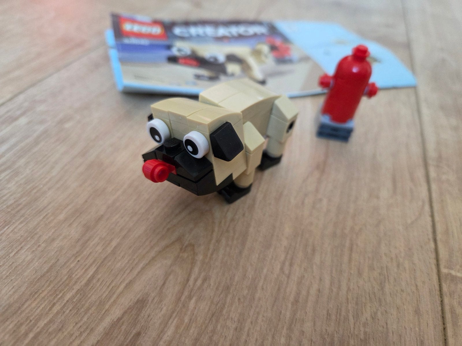 Lego Creator Mopshond 30542 - Complete set met instructies, Lego, Compleet, Ophalen of Verzenden, Zo goed als nieuw