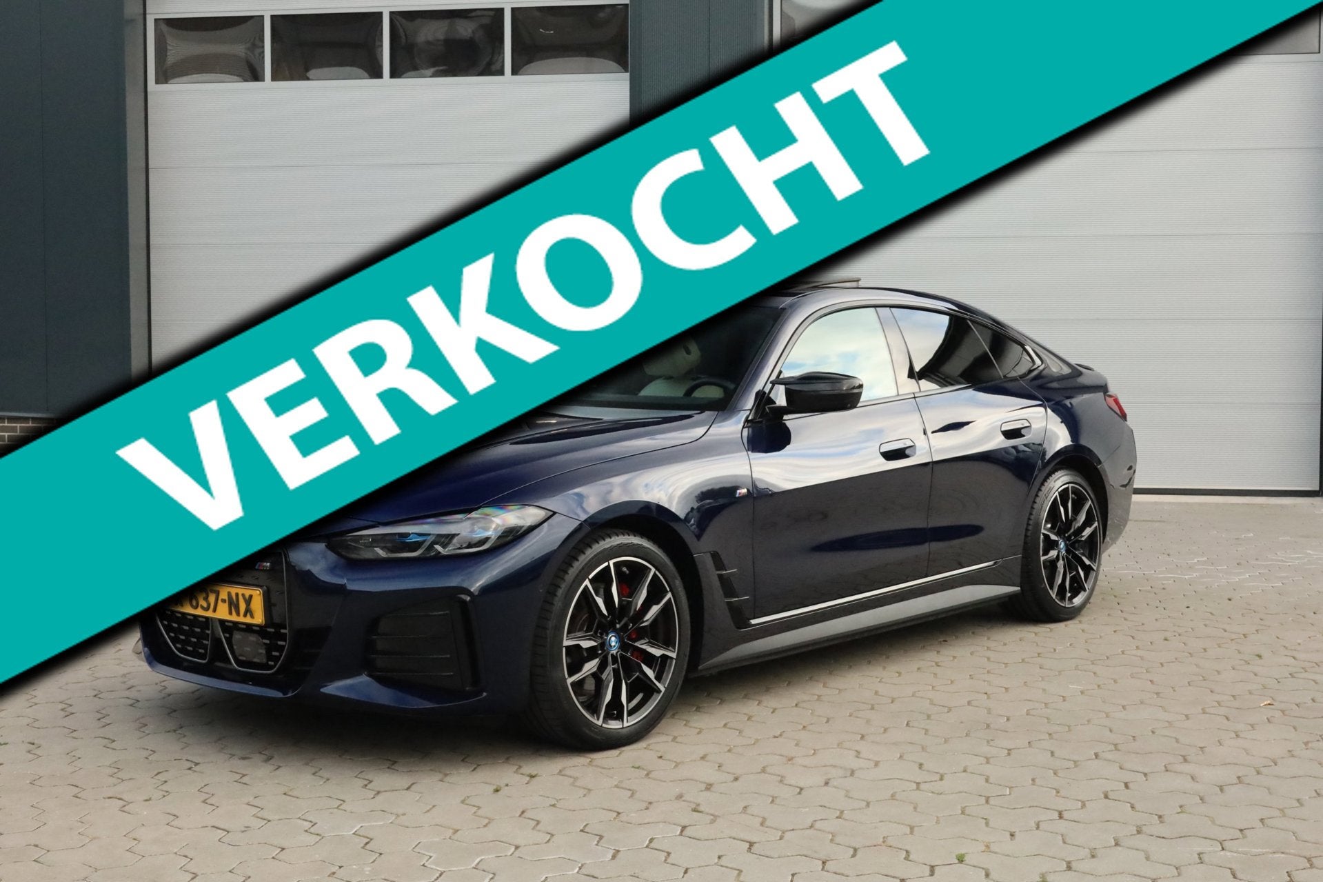 BMW I4 M50 High Executive 84 kWh Schuifdak Harman/Kardon Key, Auto's, BMW, Gebruikt, 110 €/maand, Blauw, 1398 min