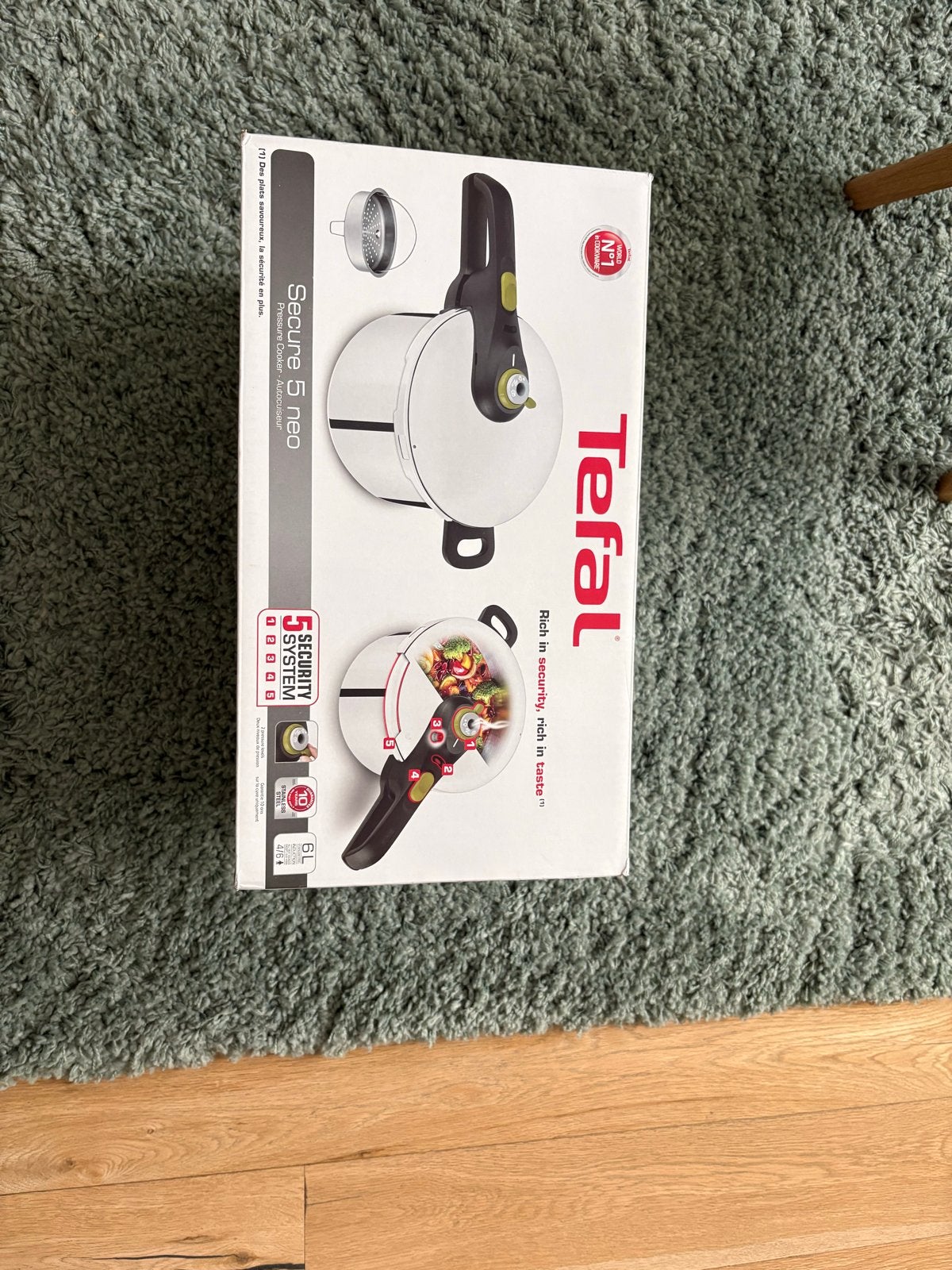 Tefal Secure 5 Neo Snelkookpan - 6L - Nieuw in doos, 4 liter of meer, Ophalen of Verzenden, Nieuw