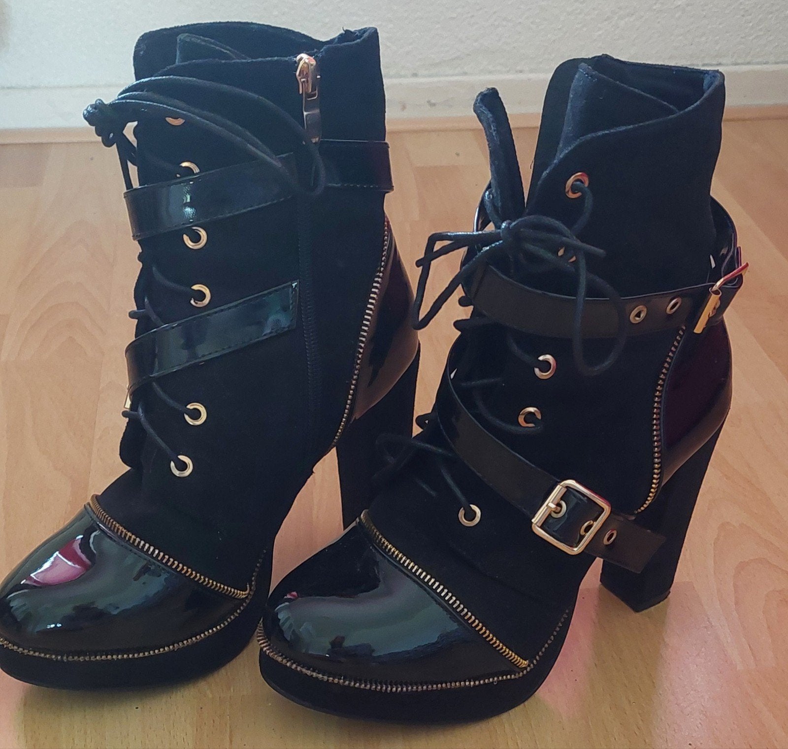 Dames laarsjes maat 41, Kleding | Dames, Schoenen, Ophalen of Verzenden, Zo goed als nieuw, Zwart