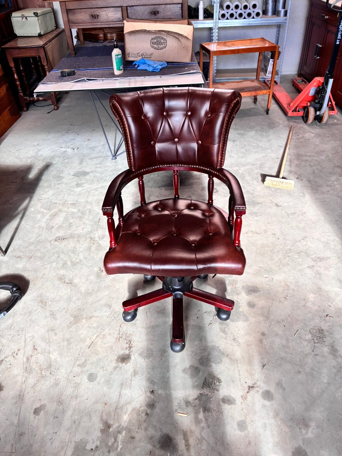 Chesterfield stijl bureastoel, Ophalen of Verzenden