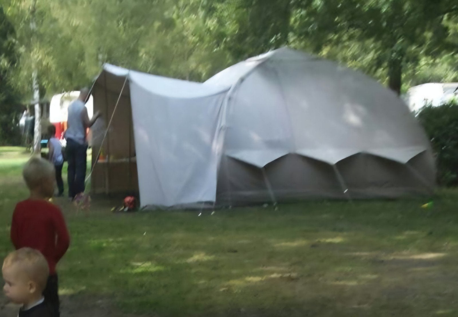 Karsten Opblaastent 4 bij 4, Ophalen, Gebruikt, Tot en met 4