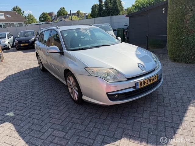 Renault Laguna Estate 2.0 dCi Automaat EXPORT Prima staat!, Auto's, Laguna, 1532 kg, 4 cilinders, 150 pk