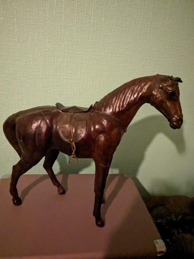 Vintage Leren Paard met Zadel - Decoratief Beeld, Ophalen of Verzenden, 20 - 50 cm, Beeld, Bruin