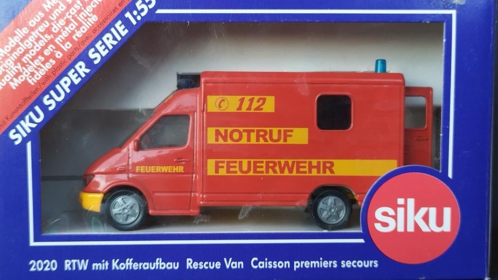 Mercedes Benz Sprinter Notruf ambulance Siku 2020 Pol, Hobby en Vrije tijd, Modelauto's | Overige schalen, Schlittenbacherstrasse 60 Lüdenscheid Germany