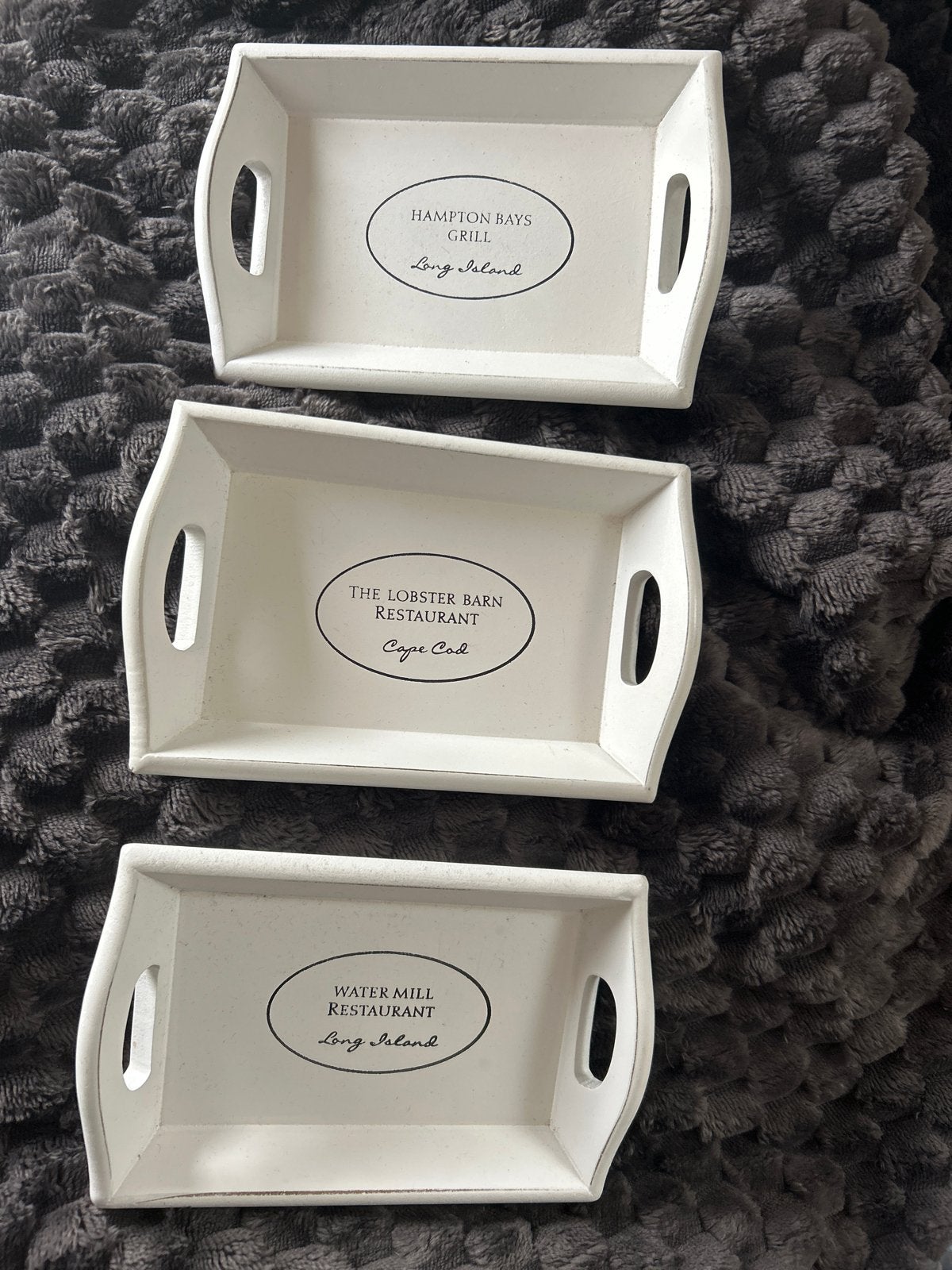 Set van 3 Rivièra Maison dienbladen, Gebruikt, Ophalen of Verzenden, Dienblad, Met afbeelding/tekst