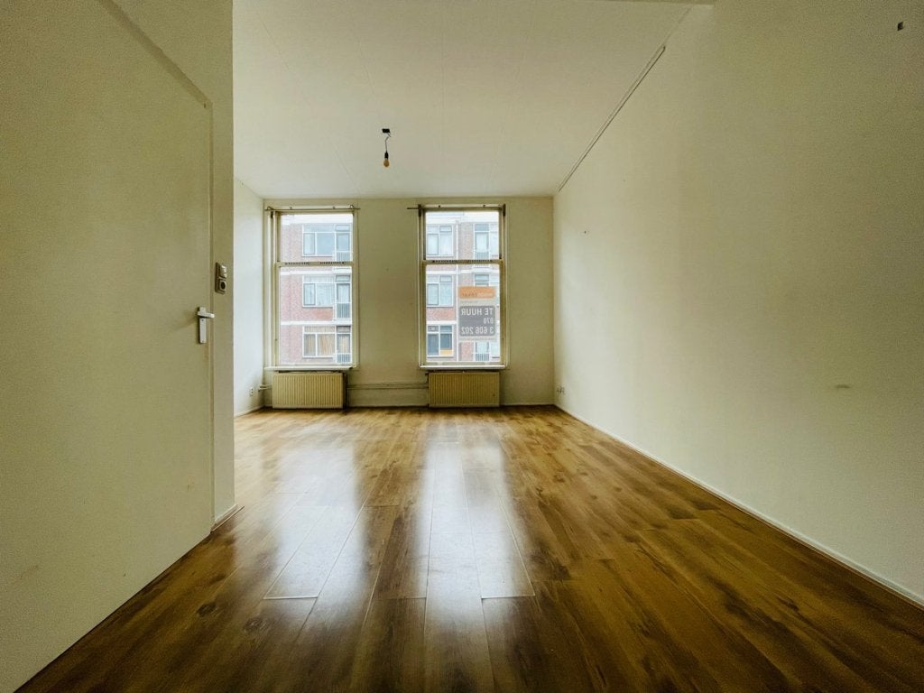 NIEUW! Woonruimte te huur Lange Beestenmarkt, Den Haag