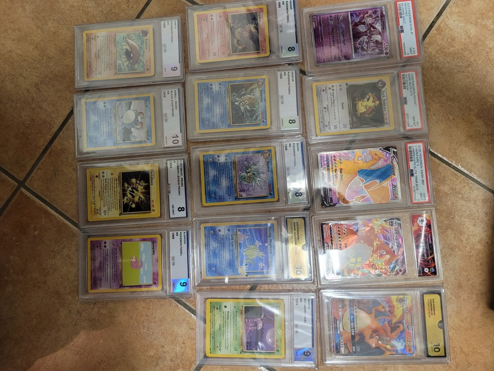 Diverse Pokémon Slabs met Hoge Ratings - PSA/CGC/BGS, Ophalen of Verzenden, Zo goed als nieuw, Meerdere kaarten