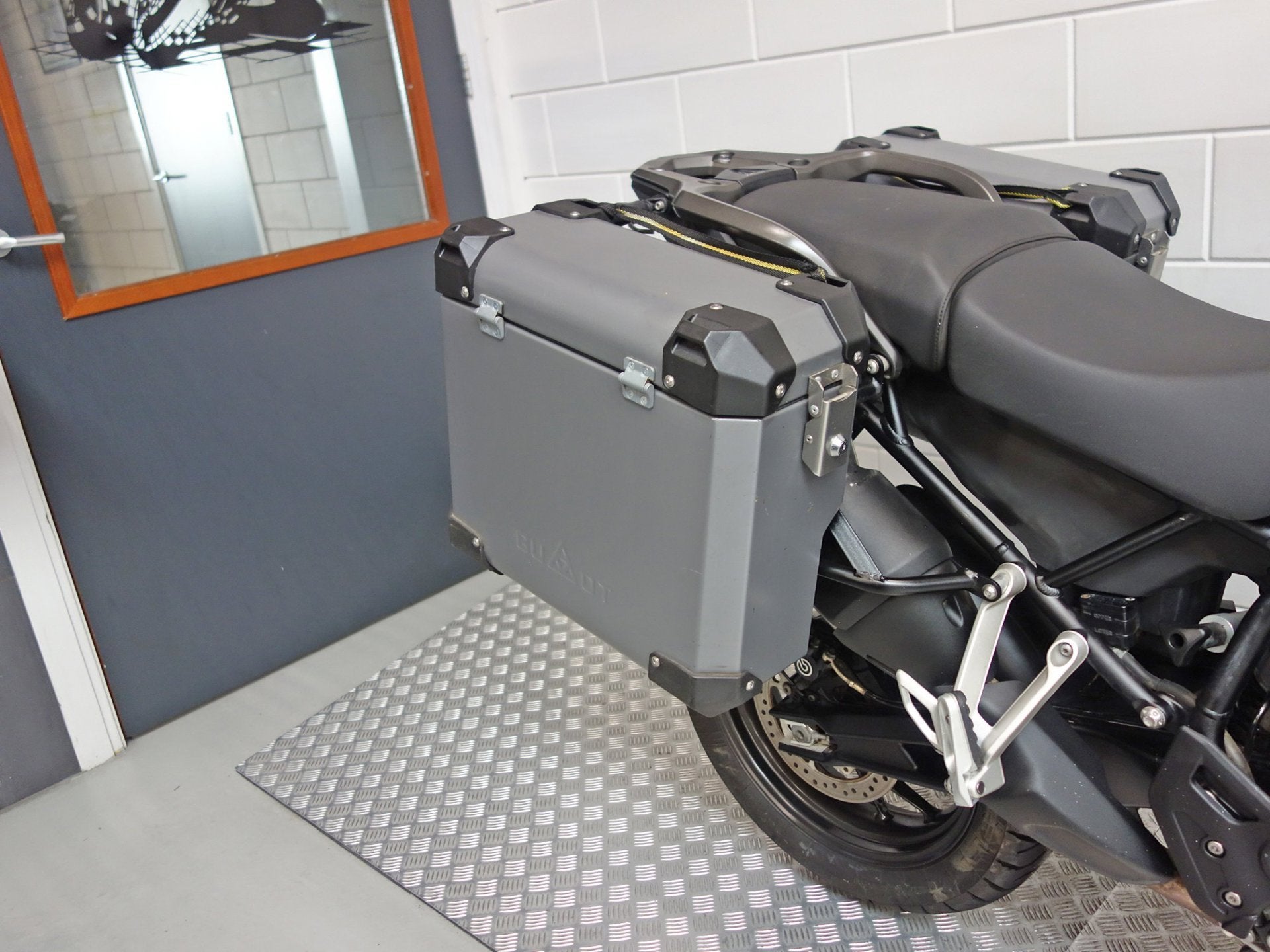 Triumph Tiger 850 Sport, Motoren, 888 cc, ABS, Meer dan 35 kW, Toermotor