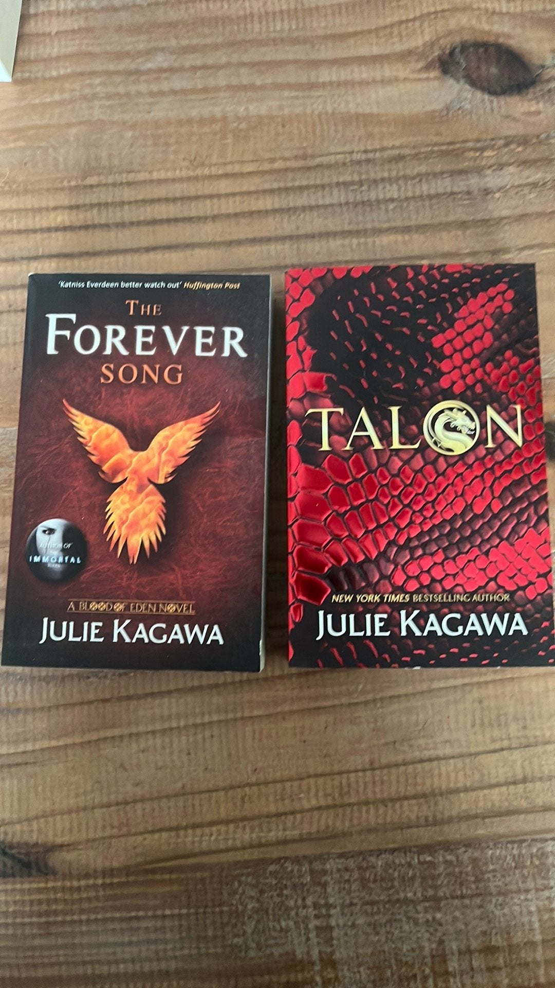 Engelstalige boeken van Julie Kagawa, Ophalen of Verzenden, Zo goed als nieuw