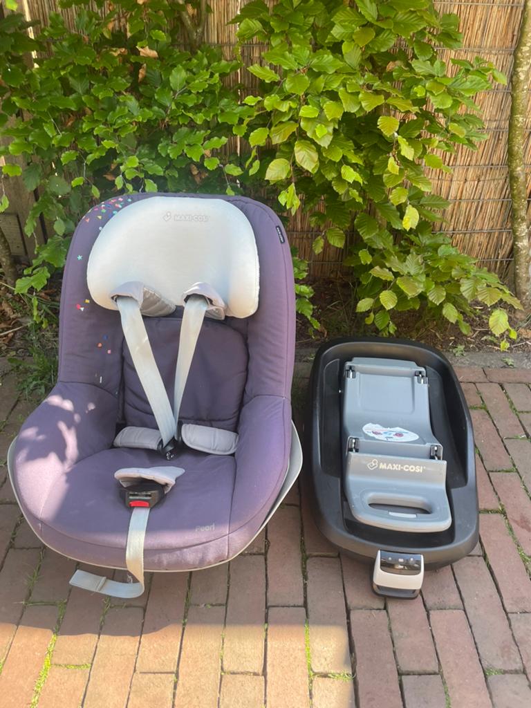 Maxi cosi Pearl met Family fix base, Ophalen, Gebruikt, 9 t/m 18 kg, Slaapstand