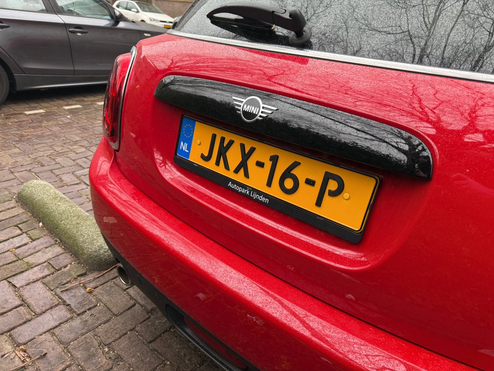 Foto 10 van Perfecte Mini Cooper 5-deurs (f55) Rood