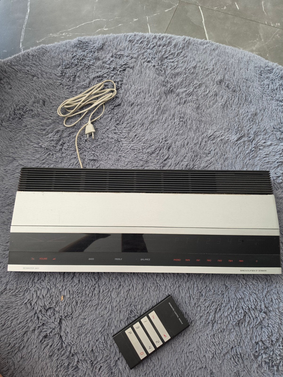 Bang & Olufsen Beomaster 2400 – Vintage versterker + afstand, Audio, Tv en Foto, Ophalen of Verzenden, Overige merken