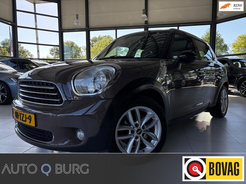 Mini Countryman 1.6 Cooper Business Line | Stoelverwarming |, Auto's, Mini, Voorwielaandrijving, Euro 5, Gebruikt, Zwart