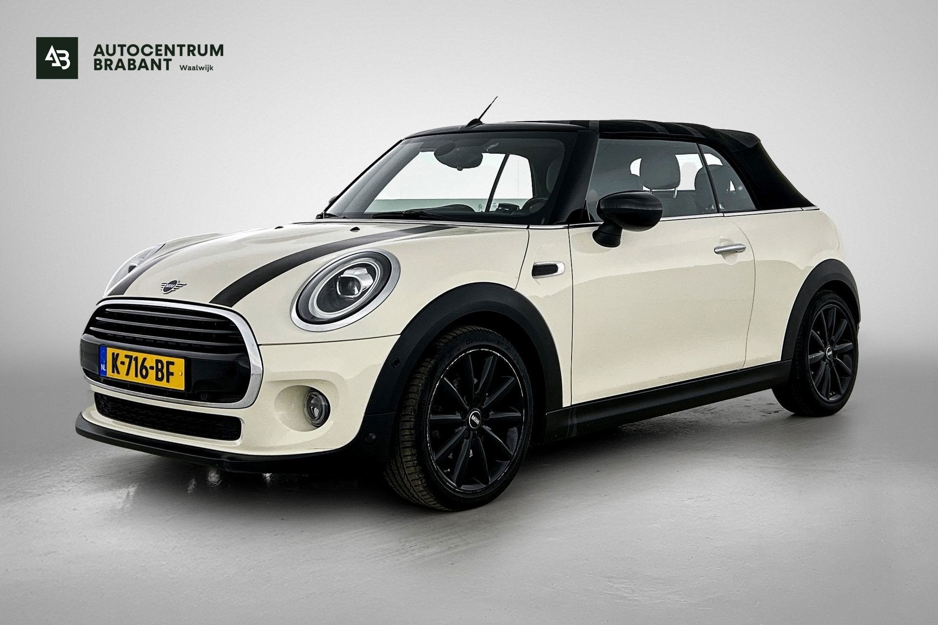 Mini Mini Cabrio 1.5 Cooper Chili Serious Business (Dealer O, Auto's, Mini, 136 pk, Cabriolet, 4 stoelen, Leder en Stof
